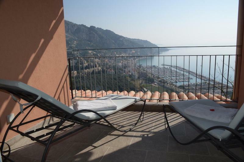 Les Citronniers D'Azur Villa Menton Exterior photo